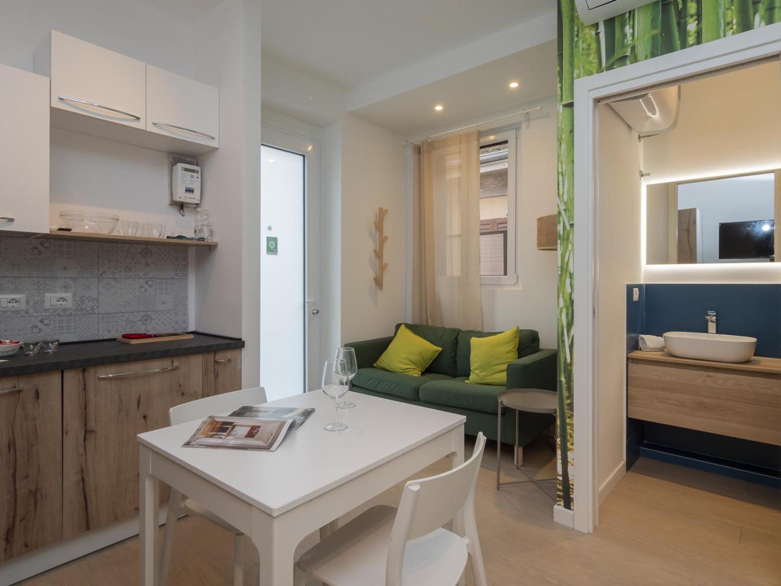Modern & Functional Steps From Bosco Verticale & Gae Aulenti Apartment Mailand